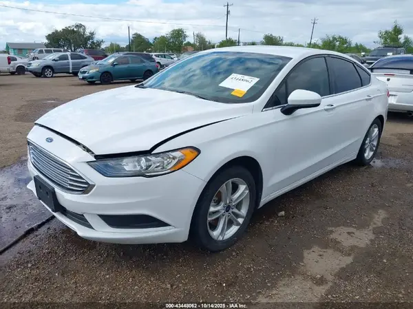 3FA6P0HD1JR186183 2018 FORD FUSION - Image 2