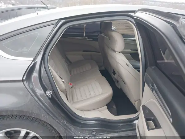 3FA6P0HD1JR199645 2018 FORD FUSION - Image 8