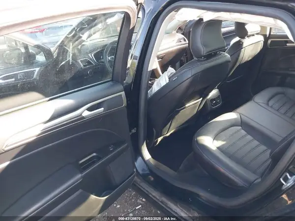 3FA6P0HD1JR203046 2018 FORD FUSION - Image 8