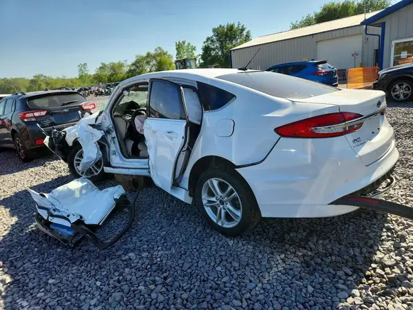 3FA6P0HD1JR207906 2018 FORD FUSION - Image 2