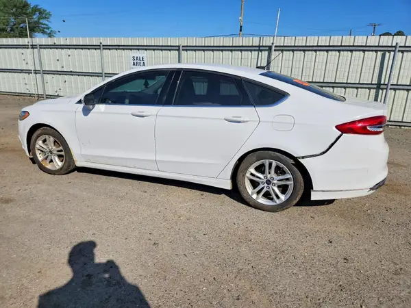 3FA6P0HD1JR208098 2018 FORD FUSION - Image 2