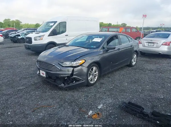 3FA6P0HD1JR210207 2018 FORD FUSION - Image 2