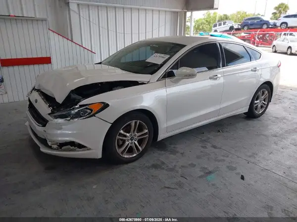 3FA6P0HD1JR210501 2018 FORD FUSION - Image 2