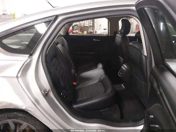 3FA6P0HD1JR213267 2018 FORD FUSION - Image 8