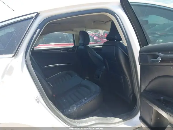 3FA6P0HD1JR213625 2018 FORD FUSION - Image 8
