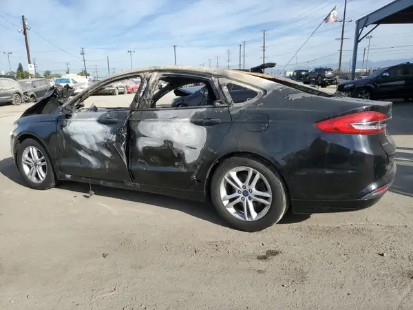 3FA6P0HD1JR213916 2018 FORD FUSION - Image 2