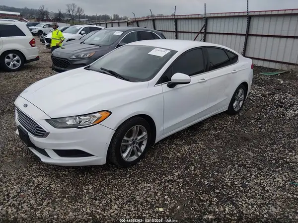 3FA6P0HD1JR218078 2018 FORD FUSION - Image 2
