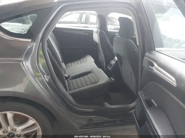 3FA6P0HD1JR223183 2018 FORD FUSION - Image 8