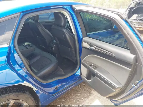 3FA6P0HD1JR224155 2018 FORD FUSION - Image 8