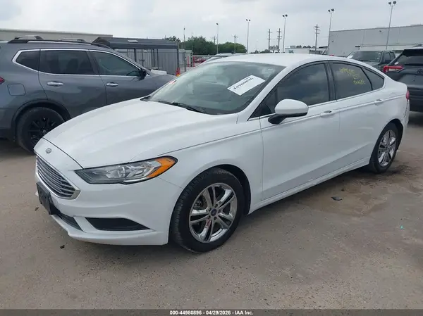 3FA6P0HD1JR231591 2018 FORD FUSION - Image 2