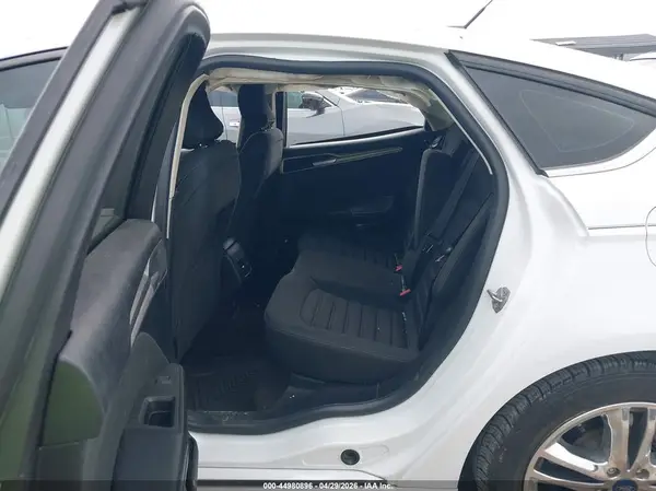 3FA6P0HD1JR231591 2018 FORD FUSION - Image 8