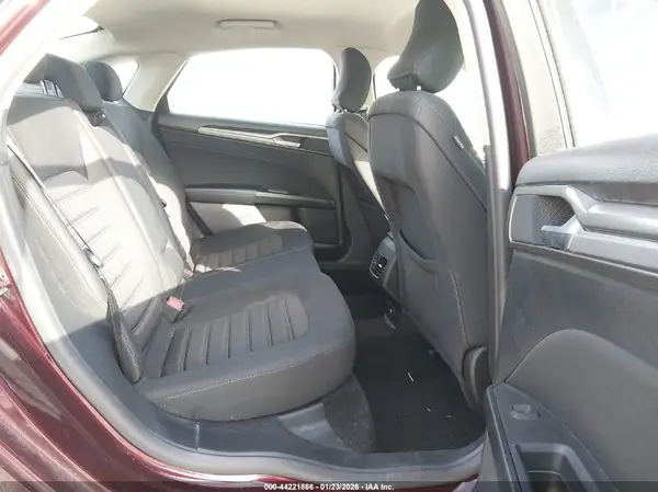 3FA6P0HD1JR239769 2018 FORD FUSION - Image 8
