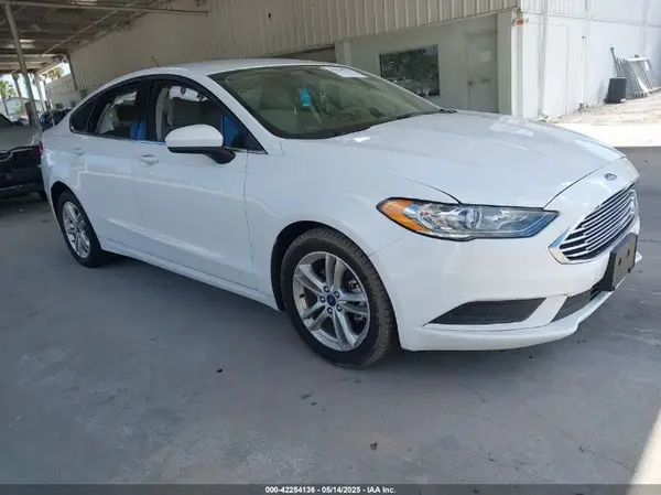 3FA6P0HD1JR241229 2018 FORD FUSION - Image 1