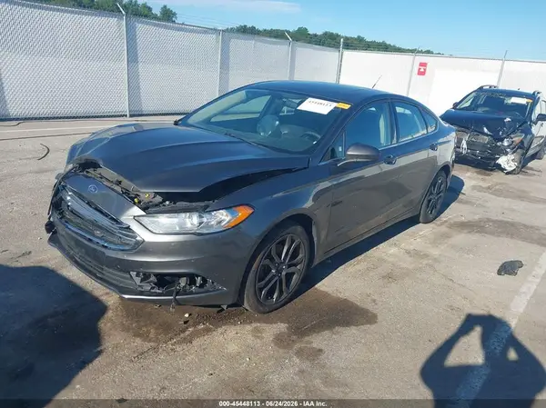 3FA6P0HD1JR245300 2018 FORD FUSION - Image 2