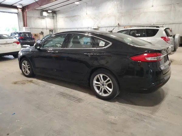 3FA6P0HD1JR245572 2018 FORD FUSION - Image 2
