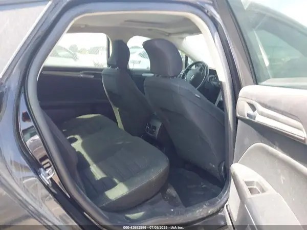 3FA6P0HD1JR251792 2018 FORD FUSION - Image 8