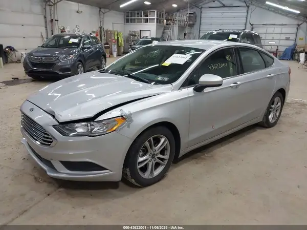 3FA6P0HD1JR255986 2018 FORD FUSION - Image 2