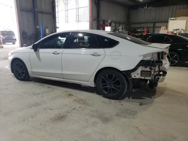 3FA6P0HD1JR256894 2018 FORD FUSION - Image 2