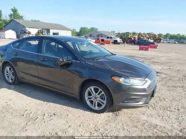 3FA6P0HD1JR266146 2018 FORD FUSION - Image 1
