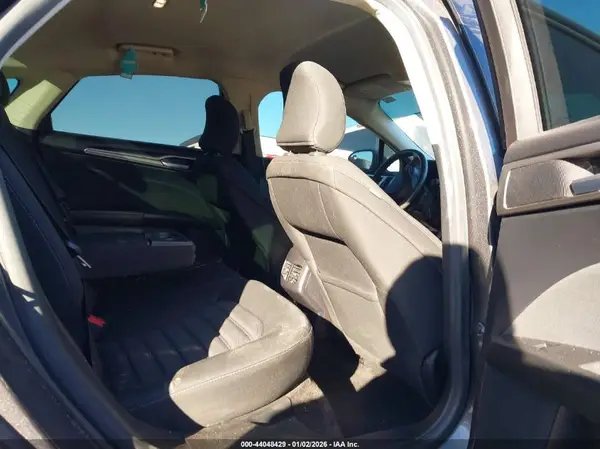 3FA6P0HD1JR268608 2018 FORD FUSION - Image 8