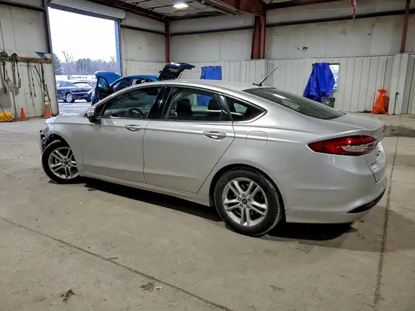 3FA6P0HD1JR279589 2018 FORD FUSION - Image 2