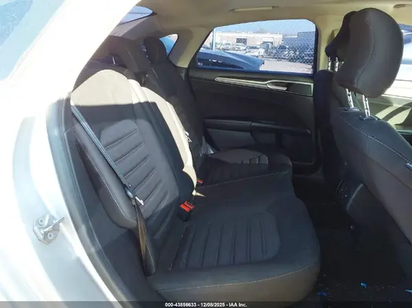 3FA6P0HD1KR108357 2019 FORD FUSION - Image 8
