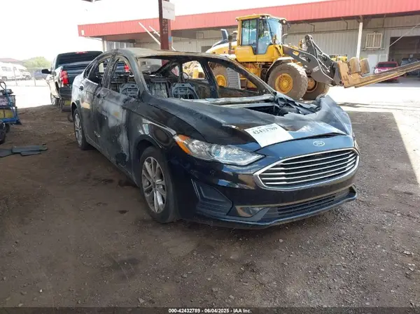3FA6P0HD1KR112229 2019 FORD FUSION - Image 1