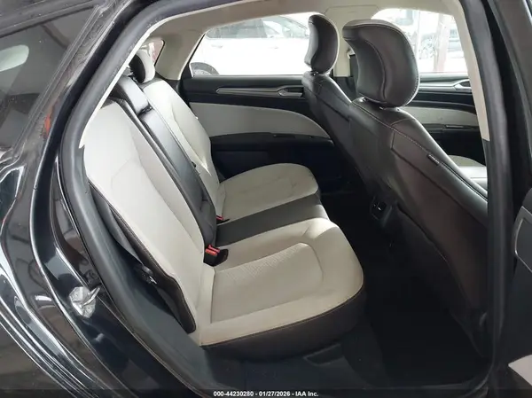 3FA6P0HD1KR127510 2019 FORD FUSION - Image 8