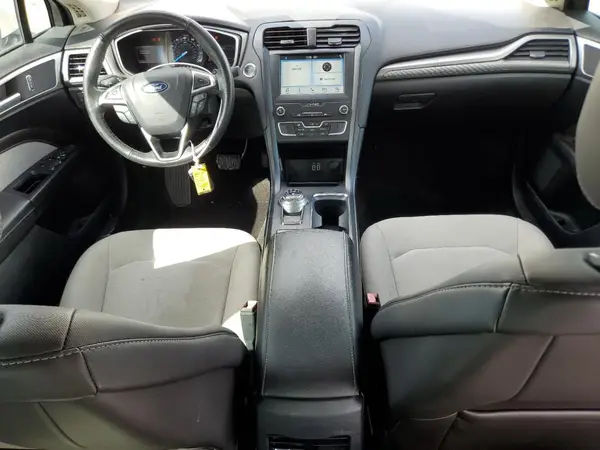 3FA6P0HD1KR127944 2019 FORD FUSION - Image 8