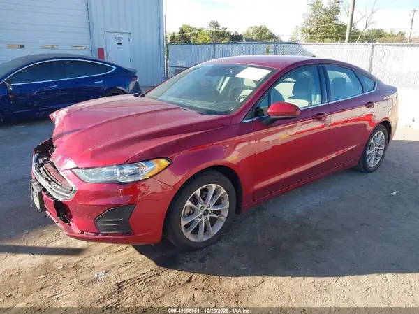 3FA6P0HD1KR129208 2019 FORD FUSION - Image 2
