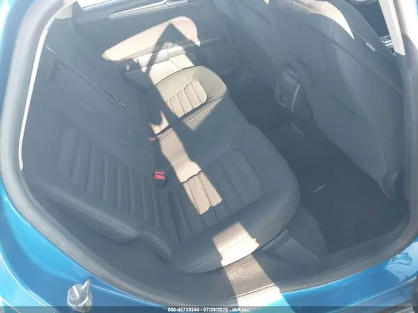 3FA6P0HD1KR131301 2019 FORD FUSION - Image 8