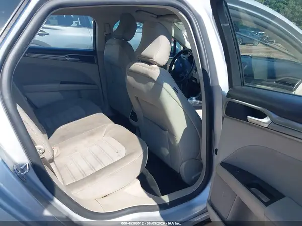 3FA6P0HD1KR145862 2019 FORD FUSION - Image 8