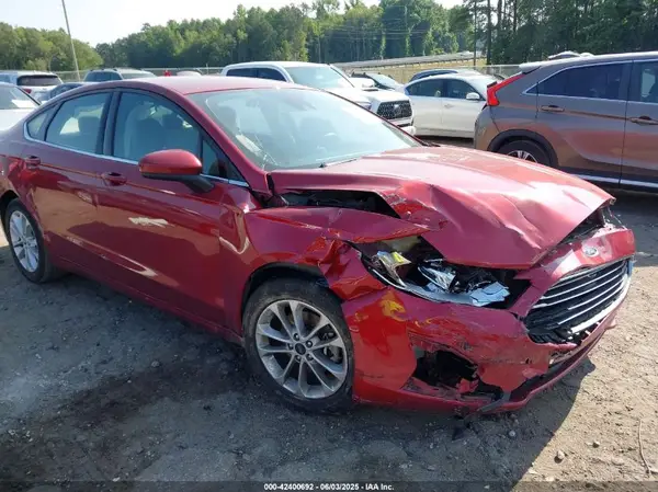 3FA6P0HD1KR159485 2019 FORD FUSION - Image 1