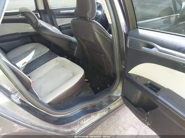 3FA6P0HD1KR166243 2019 FORD FUSION - Image 8