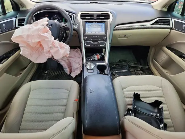 3FA6P0HD1KR176660 2019 FORD FUSION - Image 8