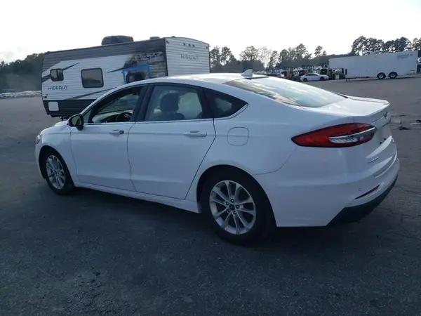 3FA6P0HD1KR190252 2019 FORD FUSION - Image 2