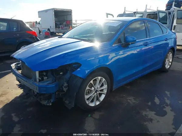 3FA6P0HD1KR193278 2019 FORD FUSION - Image 2