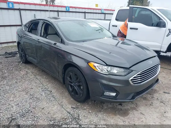 3FA6P0HD1KR193748 2019 FORD FUSION - Image 1