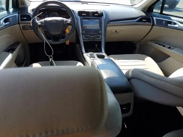 3FA6P0HD1KR193880 2019 FORD FUSION - Image 8