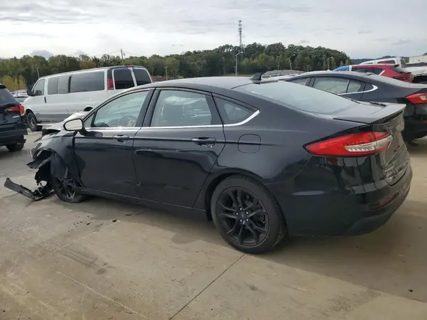 3FA6P0HD1KR196066 2019 FORD FUSION - Image 2