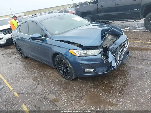 3FA6P0HD1KR198139 2019 FORD FUSION - Image 1