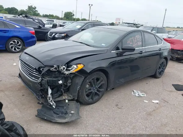 3FA6P0HD1KR198397 2019 FORD FUSION - Image 2