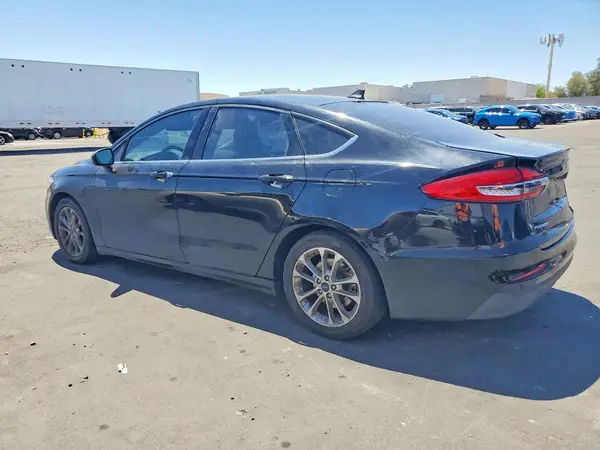 3FA6P0HD1KR201234 2019 FORD FUSION - Image 2