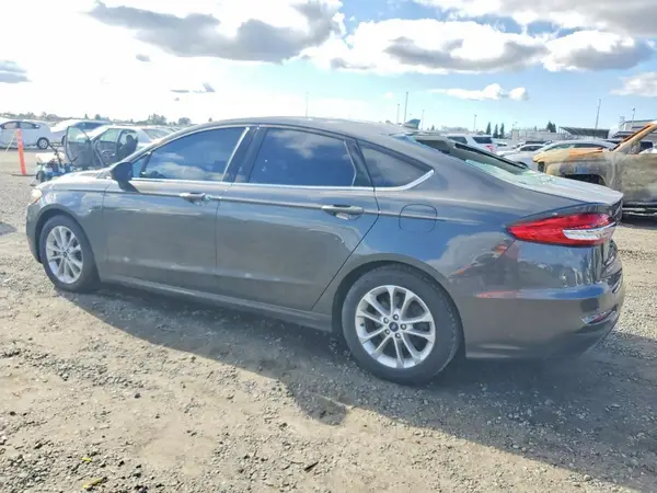 3FA6P0HD1KR201413 2019 FORD FUSION - Image 2