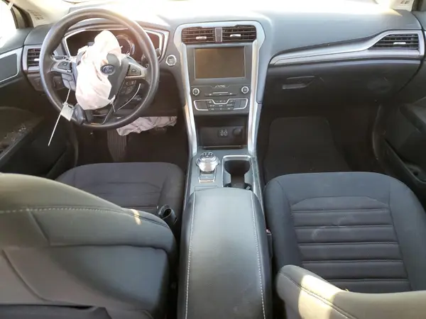 3FA6P0HD1KR203971 2019 FORD FUSION - Image 8
