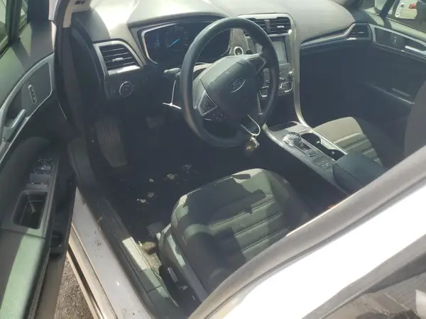 3FA6P0HD1KR215067 2019 FORD FUSION - Image 8