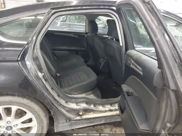 3FA6P0HD1KR218664 2019 FORD FUSION - Image 8