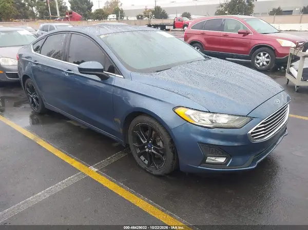 3FA6P0HD1KR230135 2019 FORD FUSION - Image 1
