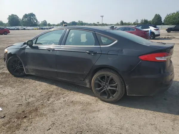 3FA6P0HD1KR247811 2019 FORD FUSION - Image 2