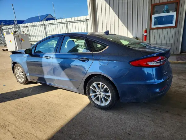 3FA6P0HD1KR252443 2019 FORD FUSION - Image 2